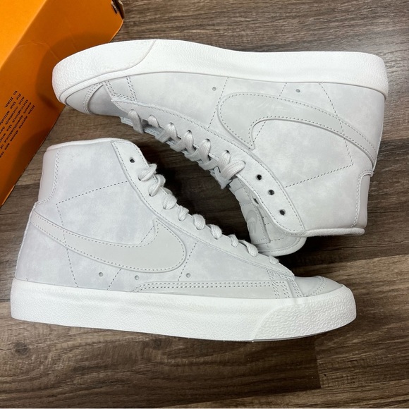 Nike Blazer Mid PRM MF Photon Dust - Picture 2 of 7